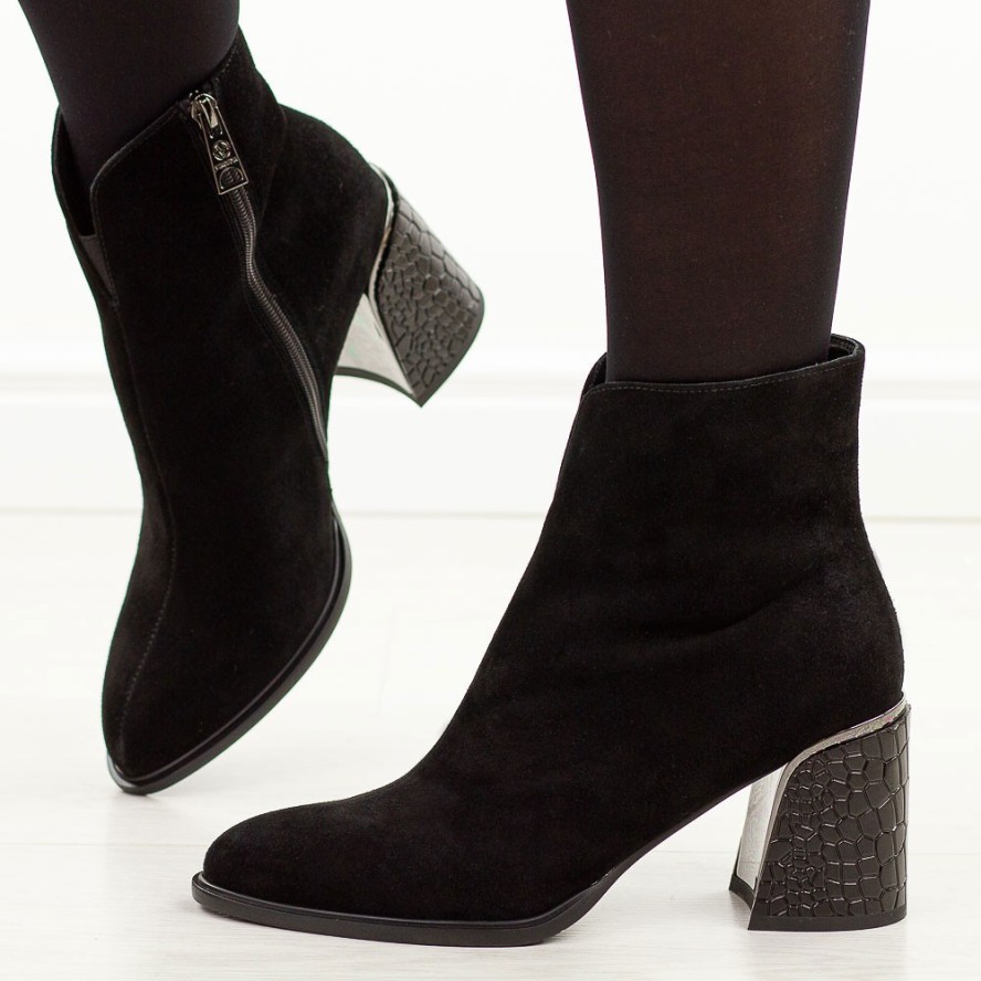 Czarne skórzane botki damskie na słupku Vinceza 66801