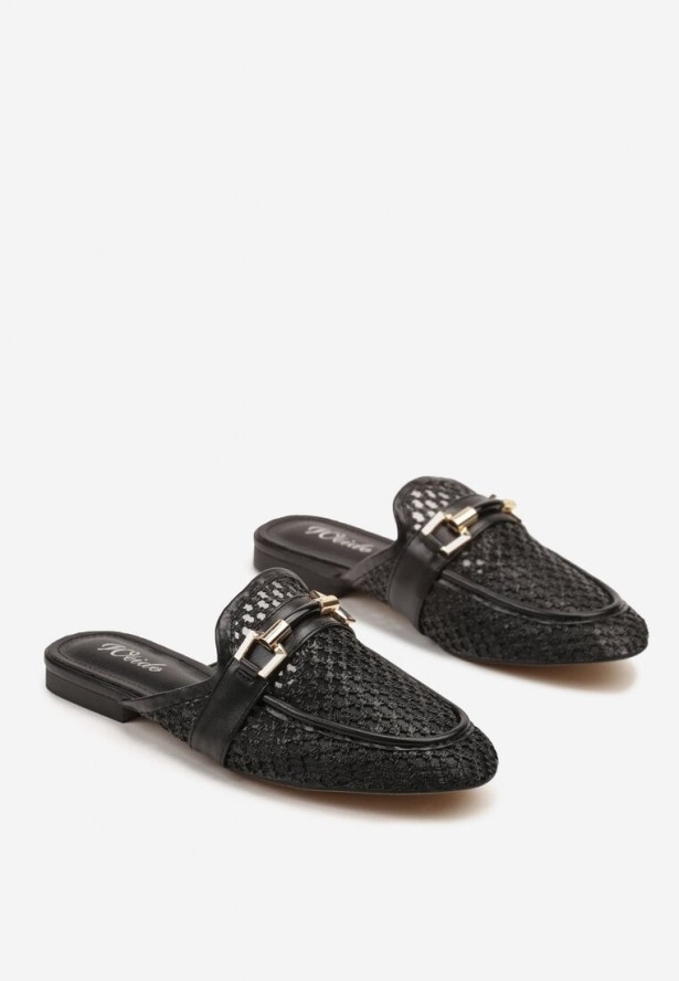 Czarne Ażurowe Klapki Mule z Metaliczną Aplikacją Dorvanis