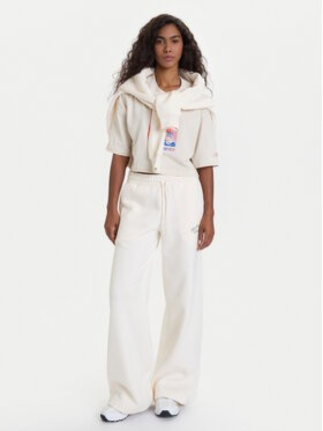 New Balance Spodnie dresowe WP53902 Biały Relaxed Fit