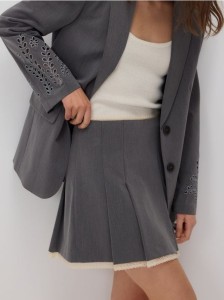 Plisowana spódnica mini - szary