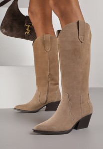 Ciemnobeżowe Kozaki Typu Kowbojki na Stożku z Naturalnego Zamszu Adeora