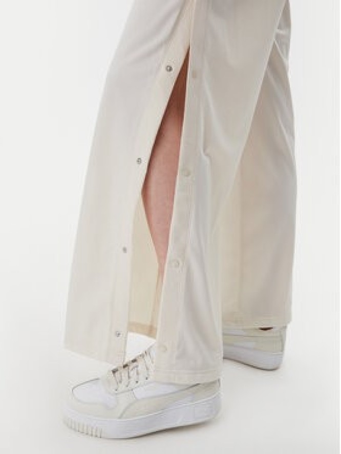 Puma Spodnie dresowe Ess 629804 Beżowy Wide Leg