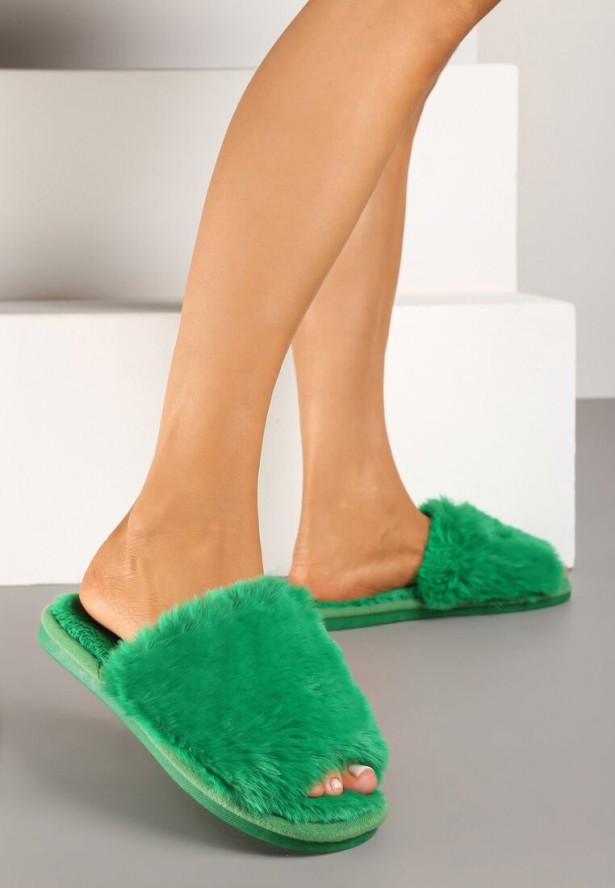 Zielone Kapcie Futrzane Vices z Szerokim Paskiem Selaenor