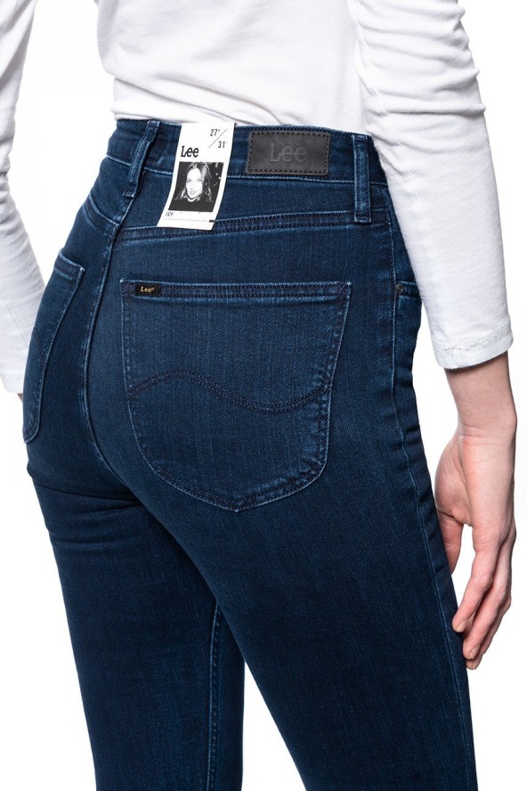 DAMSKIE SPODNIE JEANSOWE LEE IVY SUMMER NIGHT L32EFGVY 112107391