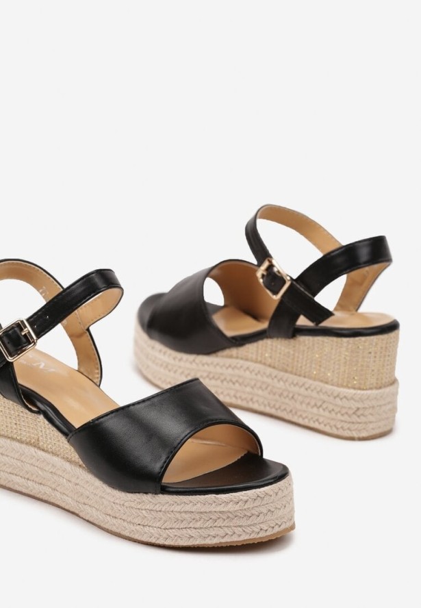 Czarne Sandały na Koturnie w Stylu Boho Nonalea