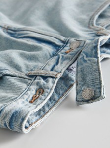 Jeansowe szorty - niebieski