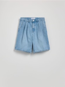 Jeansowe szorty z zakładkami - niebieski