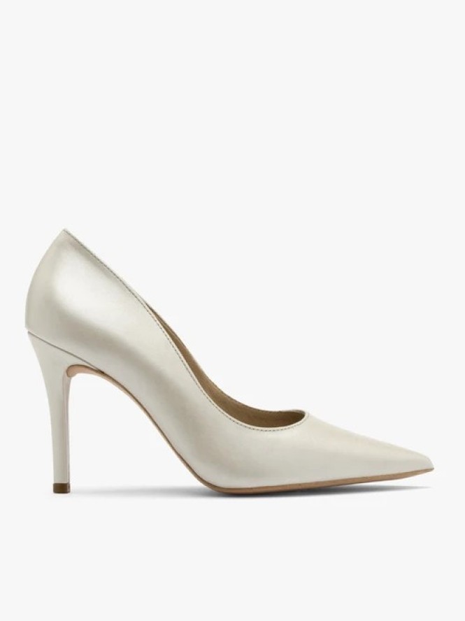 Perłowe czółenka na wysokim obcasie