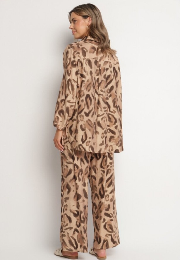 Brązowy Panterkowy Komplet z Wiskozą Koszula z Dłuższym Tyłem i Szerokie Spodnie Evaln