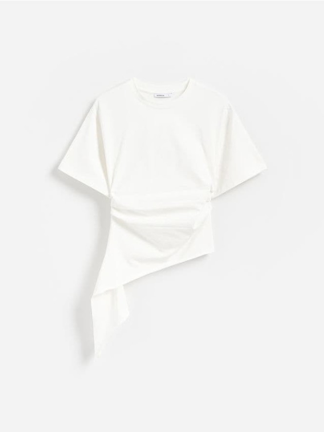 T-shirt z asymetrycznym dołem - biały