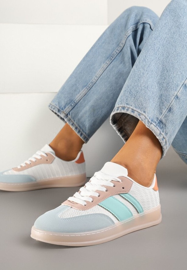 Biało-Niebieskie Sneakersy Typu Tenisówki z Ozdobnymi Paskami Amodelle