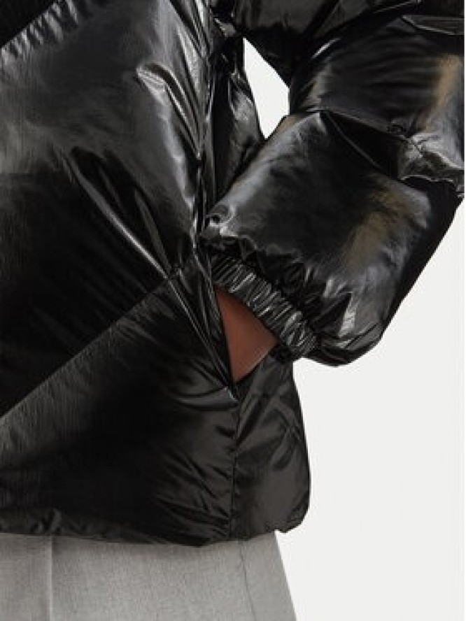 KARL LAGERFELD Kurtka zimowa B3W15036 Czarny Regular Fit
