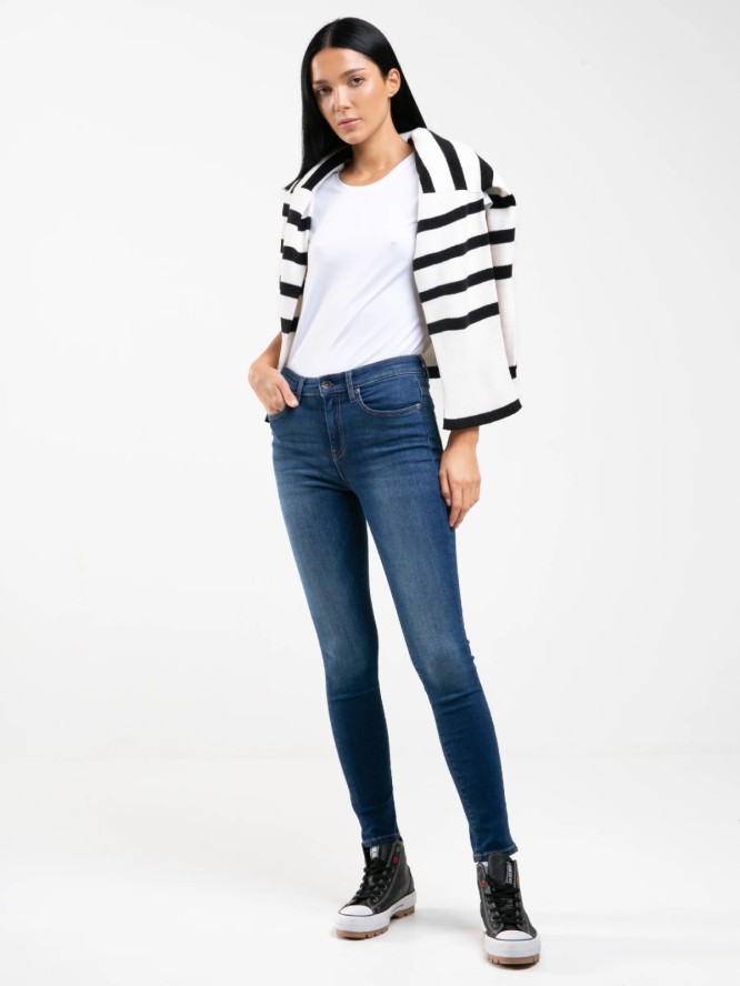 Jeansy damskie skinny niebieskie Ariana 399