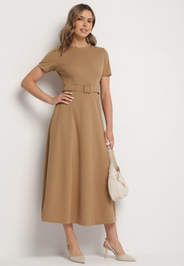 Ciemnobeżowa Rozkloszowana Sukienka Ozdobiona Paskiem Desianna