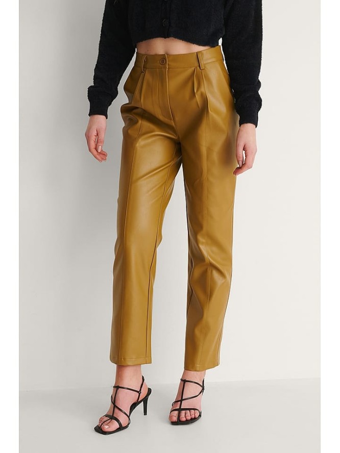 NA-KD Spodnie w kolorze jasnobrązowym rozmiar: 38