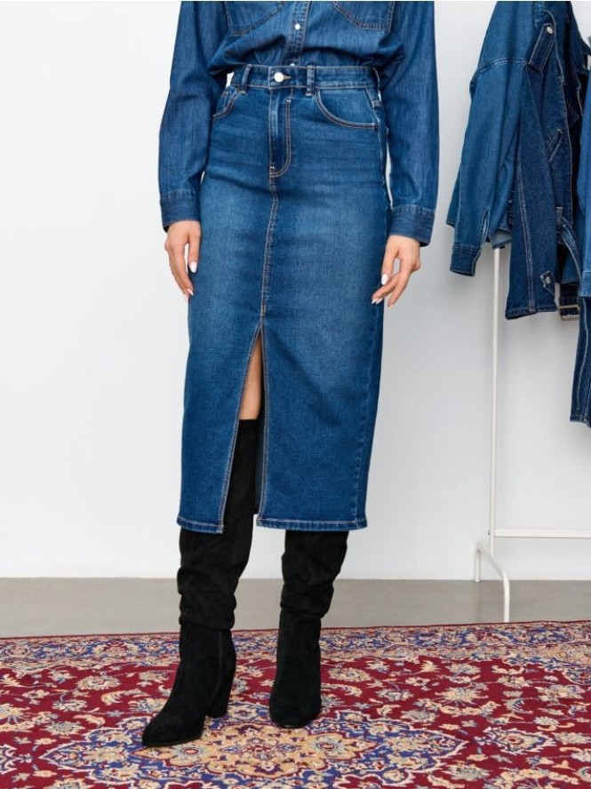 Jeansowa spódnica midi z rozcięciem - granatowy