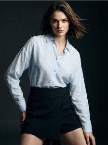 Koszula oversize ze ściągaczem - błękitny