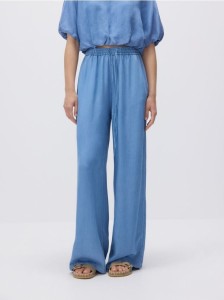 Jeansy wide leg z lyocellu - niebieski