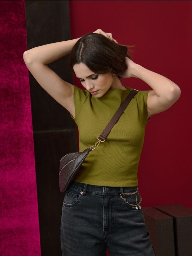 Prążkowana koszulka - zielony