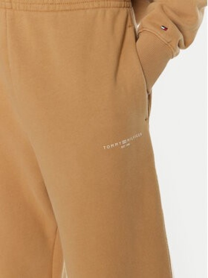 Tommy Hilfiger Spodnie dresowe WW0WW42883 Beżowy Regular Fit
