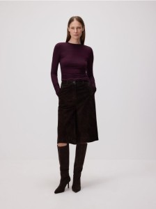 Bluzka z poduszkami na ramionach - ciemnofioletowy