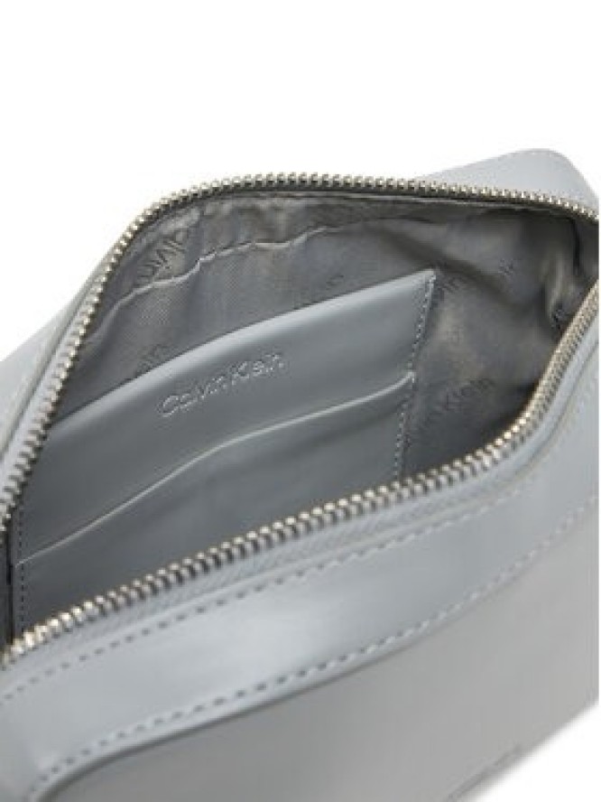 Calvin Klein Torebka Embossed Logo Camera Bag K60K612555 Szary