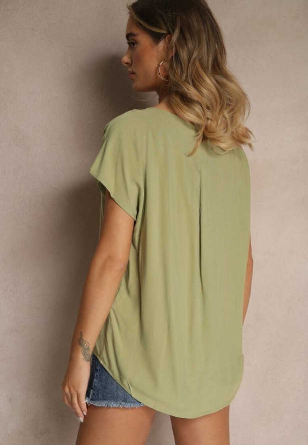 Zielona Bluzka z Wiskozy z Trójkątnym Dekoltem Tilimira