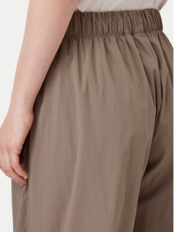 adidas Spodnie dresowe Essentials Ripstop JD0783 Beżowy Loose Fit