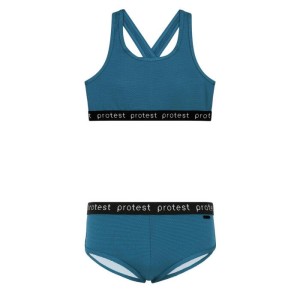 Protestujące dziewczyny w bikini