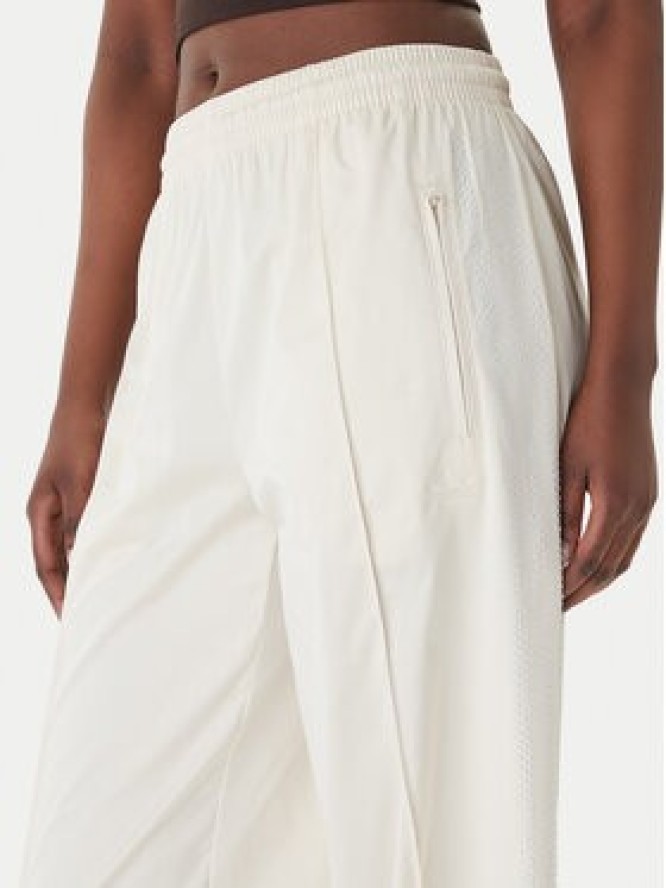 adidas Spodnie dresowe Pearl Firebird KE3393 Écru Loose Fit