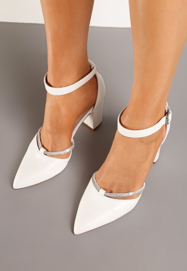 Białe Eleganckie Czółenka Vices ze Skórzaną Wkładką i Cyrkoniami Sarirra
