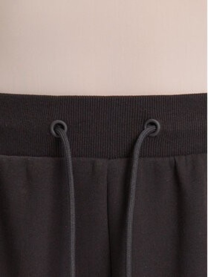 Guess Spodnie dresowe V5YB02 KB3P2 Czarny Regular Fit