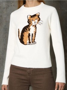 Sweter z nadrukiem - kremowy