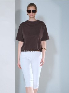 Jeansy capri z paskiem - kremowy
