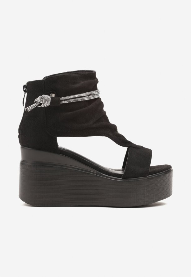 Czarne Sandały na Koturnie z Cyrkoniowym Paskiem Emfia