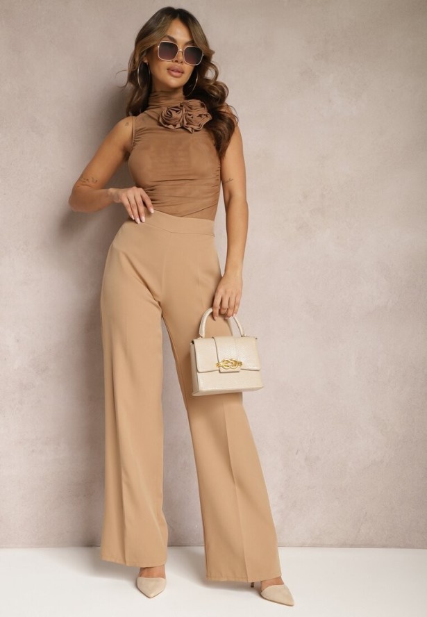 Brązowa Siateczkowa Bluzka Top z Ozdobnymi Różyczkami i Golfem Kernelia