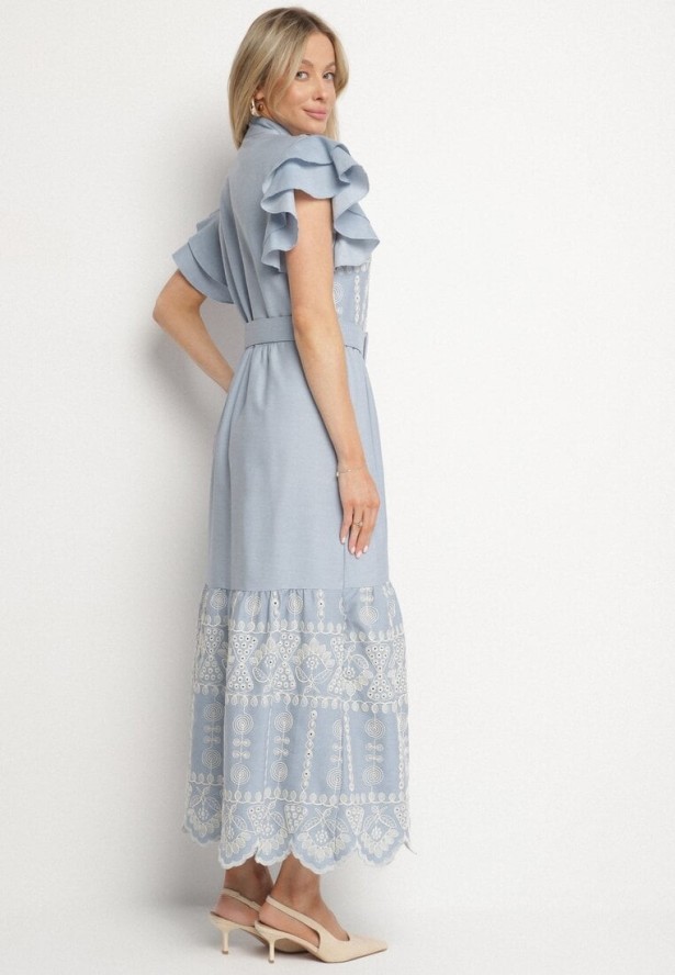 Niebieska Sukienka Boho o Rozkloszowanym Kroju z Haftem Falbanami i Paskiem Callindra