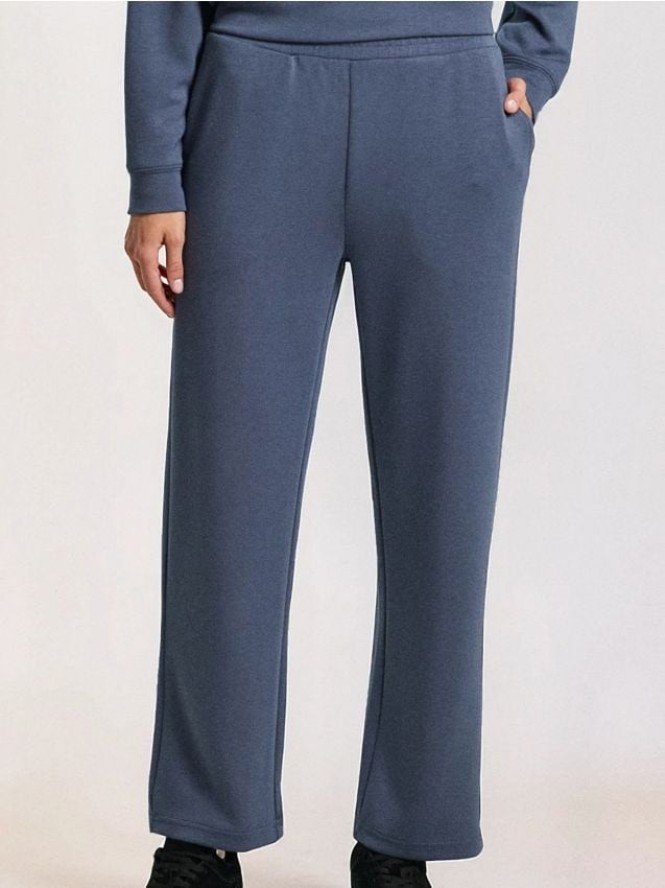 Spodnie z miękkiej dzianiny Soft Touch z dodatkiem wiskozy - niebieski