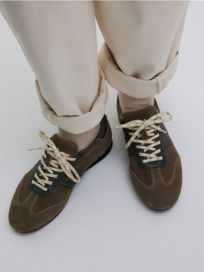 Zamszowe sneakersy - ciemnozielony