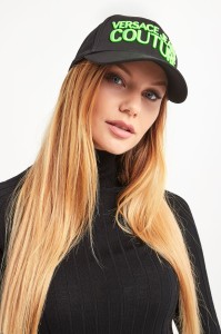 CZAPKA Z DASZKIEM VERSACE JEANS COUTURE