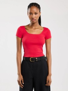 Koszulka damska slim z dekoltem caro czerwona Missa 603