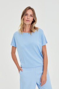 Cienki sweter błękitny