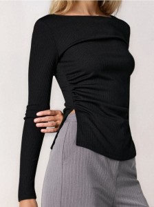 Prążkowana bluzka - czarny