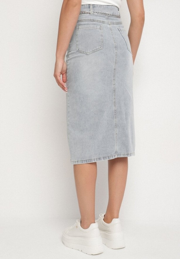 Jasnoniebieska Bawełniana Spódnica Jeansowa Ozdobiona Łańcuchem Lilisela