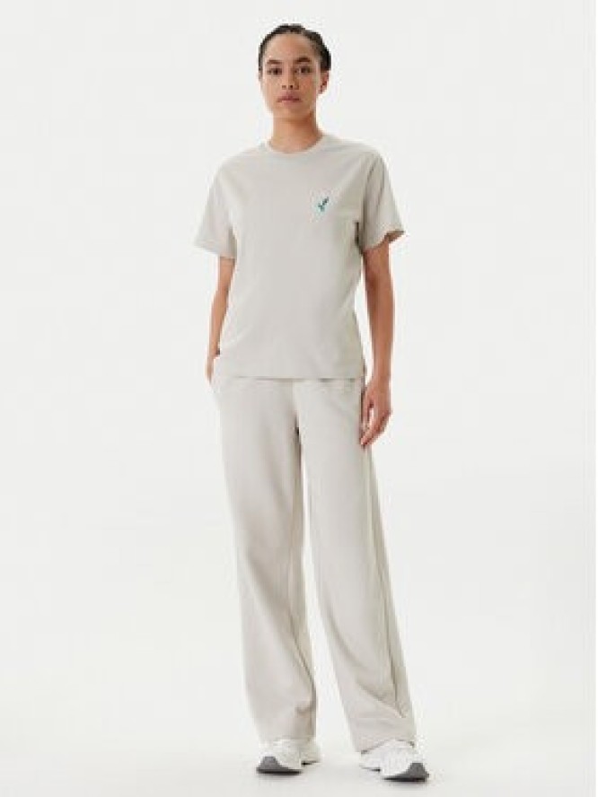 adidas Spodnie dresowe Essentials Small Logo Feel Cozy JC5922 Beżowy Regular Fit