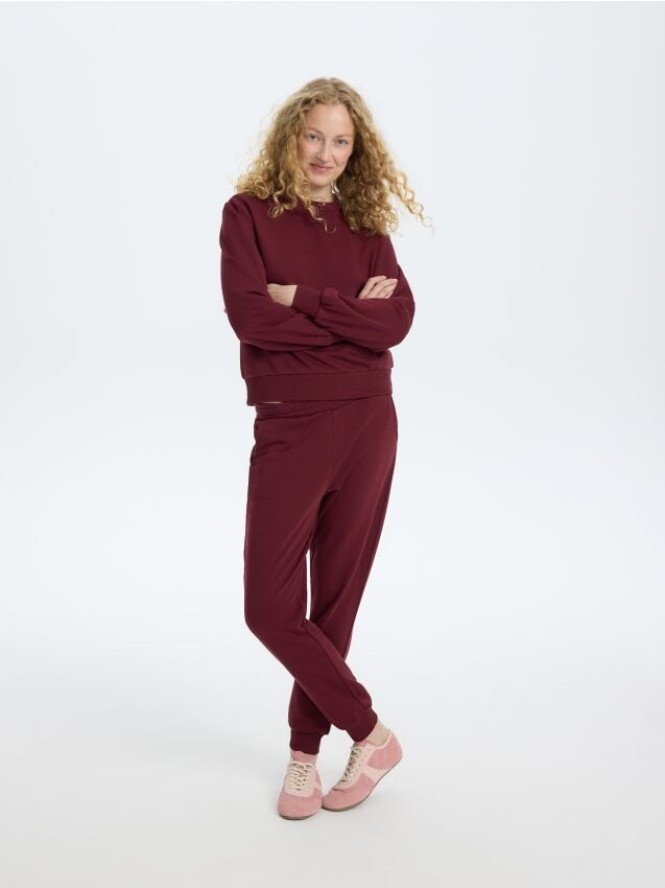 Spodnie dresowe jogger z bawełną - bordowy