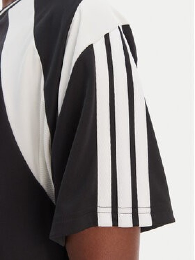 adidas T-Shirt House Of Tiro JY7623 Czarny Regular Fit