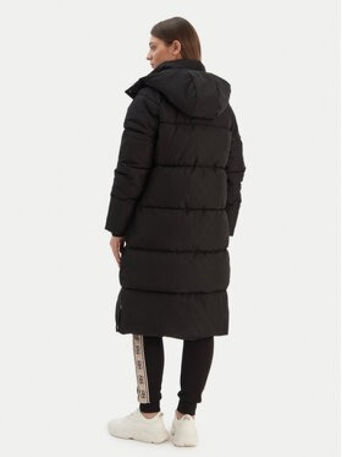 Guess Kurtka zimowa V5BL08 WGLW2 Czarny Regular Fit