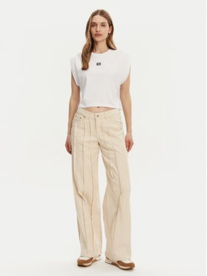 Noisy May T-Shirt Speedy 27033493 Biały Regular Fit