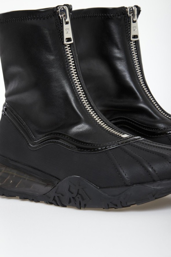 Botki damskie wysoką cholewką DKNY